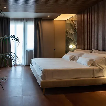 Ponte 7 Boutique * Palermo